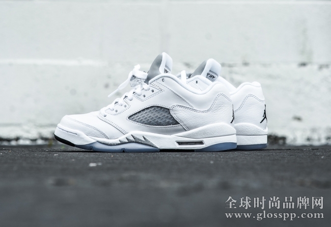 819172-122,AJ5,Air Jordan 5 819172-122AJ5低幫 Air Jordan 5 Low GS 白銀配色中國區(qū)發(fā)售信息